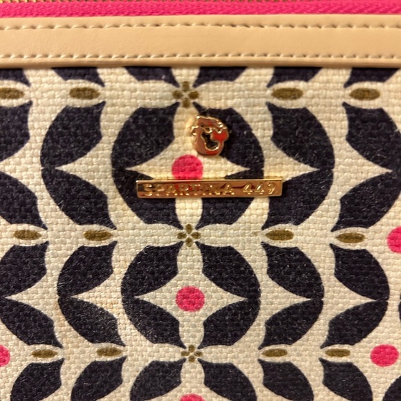 Spartina 449 Tan and Black Crossbody Bag with Flap Closure - Picture 4 of 6